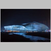 Dalian International Conference Center, Dalian, China, photo by Duccio Malagamba,Forgemind ArchiMedia on flickr.jpg